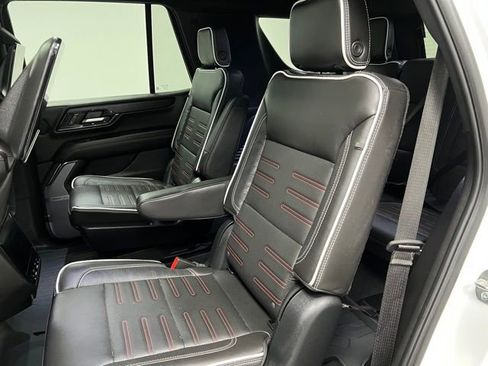 Used 2025 GMC Yukon AT4 Ultimate AWD/4WD image 48