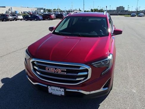 Used 2020 GMC Terrain SLT w/ Preferred Package FWD image 4