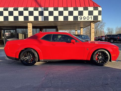 Used 2023 Dodge Challenger SRT Hellcat image 8