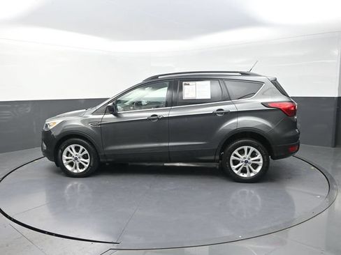 Used 2019 Ford Escape SEL FWD image 6