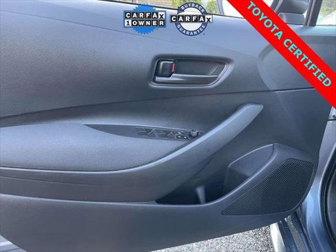 Certified 2025 Toyota Corolla LE image 18