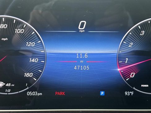Used 2024 Mercedes-Benz GLE 350 4MATIC w/ AMG Line Exterior image 28