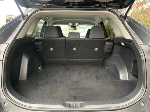 Used 2024 Toyota RAV4 LE image 5