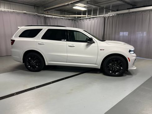 Used 2025 Dodge Durango GT AWD/4WD image 8