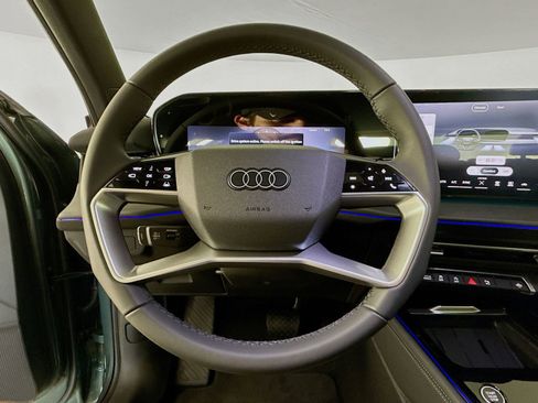 New 2026 Audi Q3 quattro 2.0T AWD/4WD image 12
