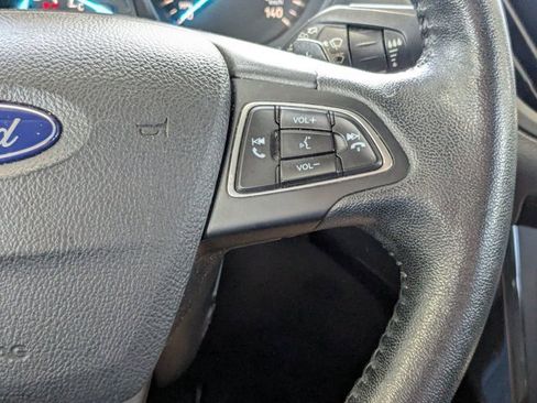 Used 2017 Ford Escape Titanium FWD image 5