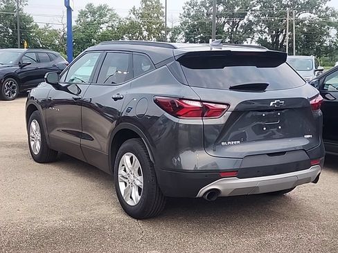 Used 2020 Chevrolet Blazer LT FWD image 2