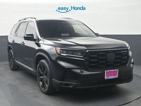 Used 2025 Honda Pilot Black Edition image 2