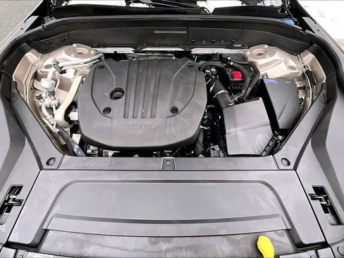 Certified 2023 Volvo XC90 B5 Core w/ Protection Package Premier image 31