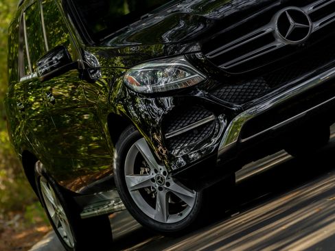 Used 2018 Mercedes-Benz GLE 350 image 26