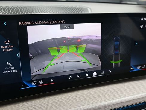 Used 2025 BMW 330i Sedan image 25