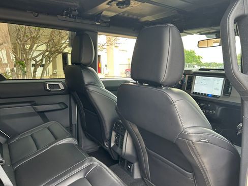 New 2026 Ford Bronco Outer Banks AWD/4WD image 38