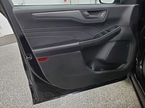 Used 2025 Ford Escape Active image 12