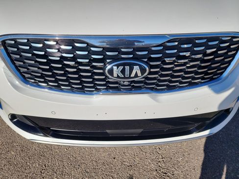 Used 2019 Kia Sorento SX image 23