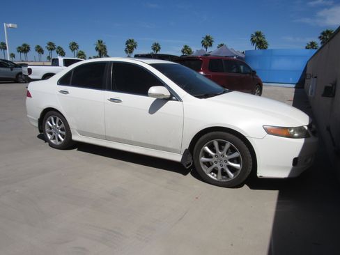 Used 2008 Acura TSX w/ Navigation image 2