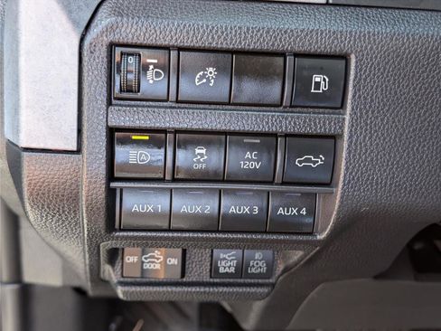 Used 2025 Toyota Tacoma 4x4 Double Cab Hybrid w/ Tow Tech Package image 21