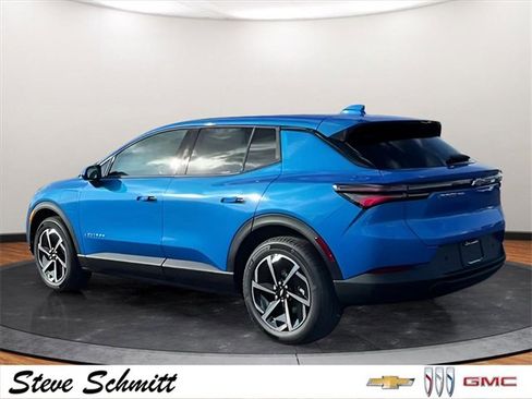 New 2026 Chevrolet Equinox EV LT image 6