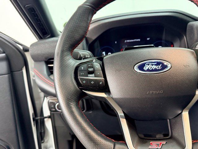 Used 2025 Ford Explorer ST w/ Sun And Sound Package AWD/4WD image 15