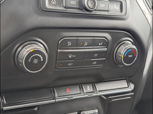 Used 2020 Chevrolet Silverado 1500 W/T w/ Trailering Package image 16