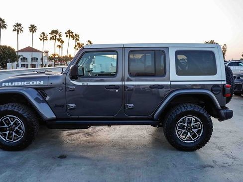New 2026 Jeep Wrangler Unlimited Rubicon w/ Whitecap Package image 13