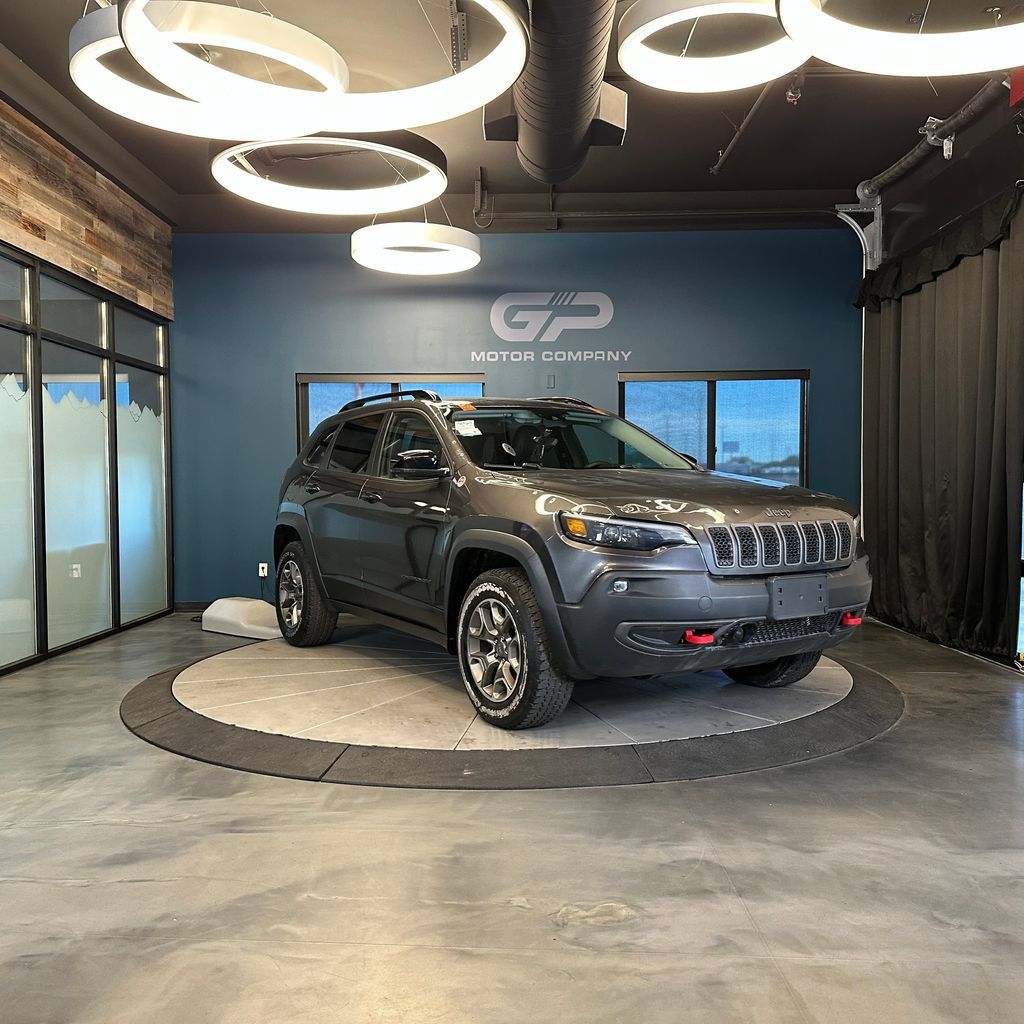 Used 2022 Jeep Cherokee Trailhawk AWD/4WD image 1