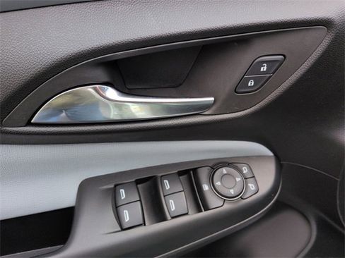 Used 2024 Buick Envista Preferred w/ Advanced Safety Package image 20