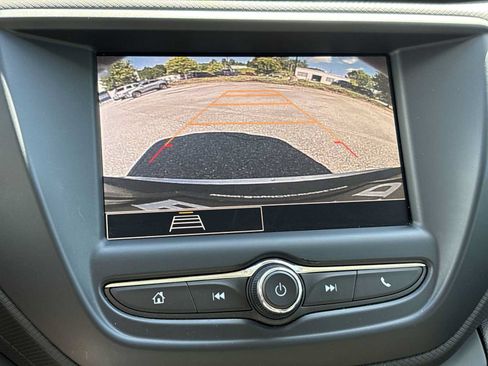 Used 2022 Chevrolet TrailBlazer LT FWD image 14