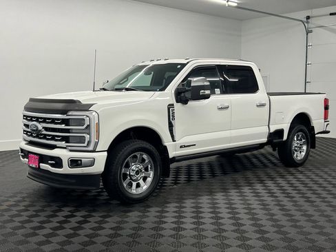 Used 2024 Ford F250 Platinum w/ FX4 Off-Road Package image 1