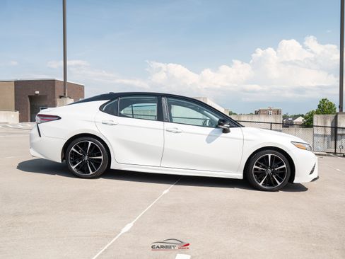 Used 2019 Toyota Camry XSE w/ Carpet Mat Package FWD image 8