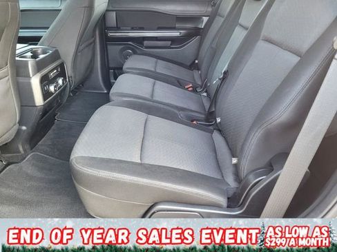 Used 2020 Ford Expedition XLT image 18