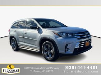 Used 2018 Toyota Highlander video 1