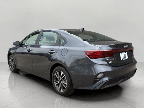 Used 2024 Kia Forte LXS w/ LXS Technology Package FWD image 9
