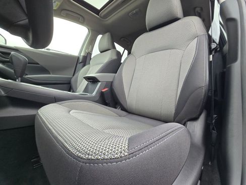 Used 2024 Subaru Crosstrek 2.0i Premium image 18