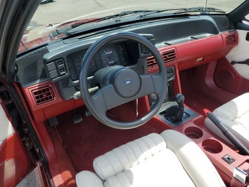 Used 1988 Ford Mustang GT RWD image 21