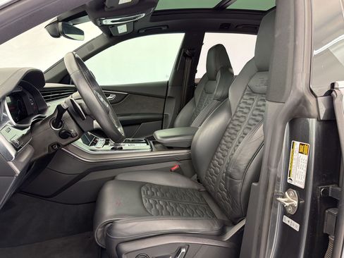 Used 2022 Audi RS Q8 AWD/4WD image 5
