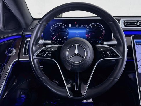 Certified 2023 Mercedes-Benz S 500 4MATIC image 19