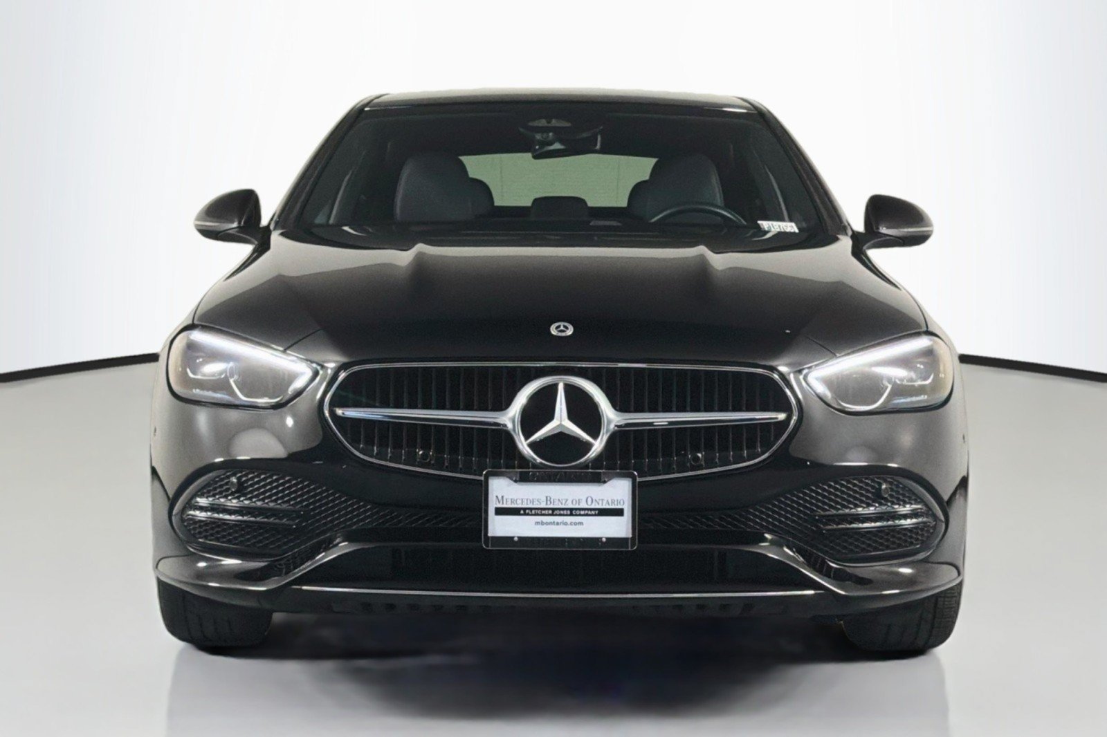 Used 2024 Mercedes-Benz C 300 Sedan image 2