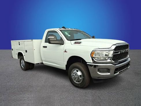 New 2023 RAM 3500 Tradesman AWD/4WD image 2
