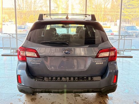 Used 2016 Subaru Outback 2.5i Premium image 8