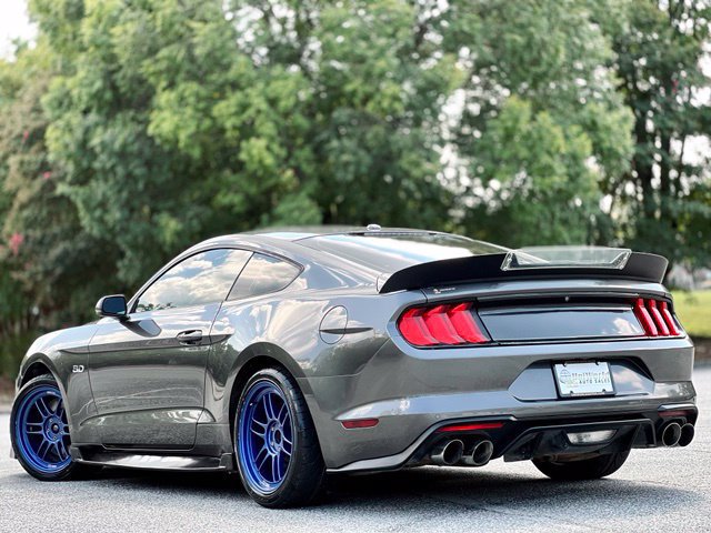 Used 2018 Ford Mustang GT Premium w/ Equipment Group 401A RWD image 9