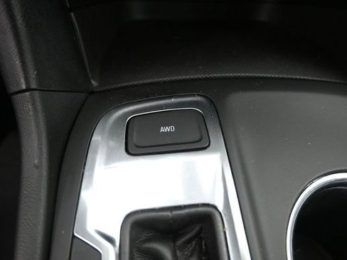 Used 2019 Chevrolet Equinox LS image 25