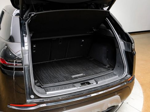 Used 2024 Land Rover Range Rover Evoque S image 55