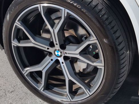 Used 2020 BMW X5 sDrive40i w/ M Sport Package image 8