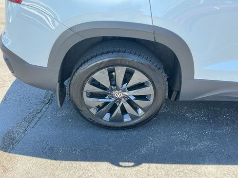 Certified 2024 Volkswagen Taos S FWD image 23