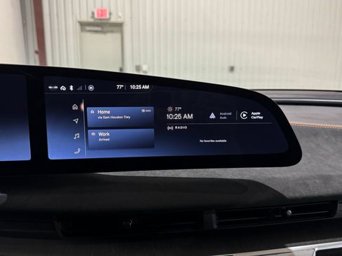 Used 2023 Lucid Air Grand Touring image 25