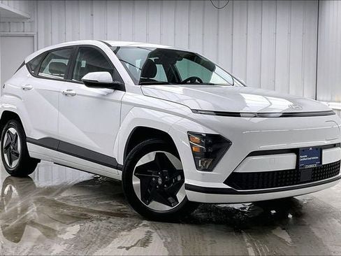 Certified 2024 Hyundai Kona SE image 34