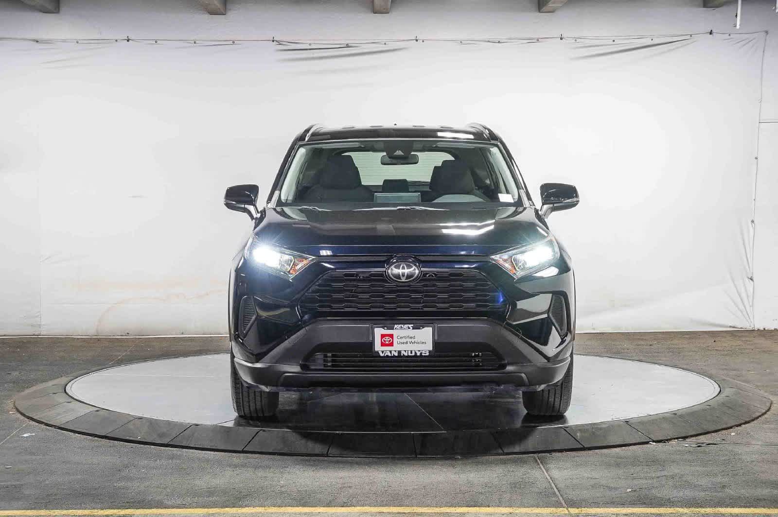 Certified 2019 Toyota RAV4 LE w/ Carpet Mat Package FWD image 7