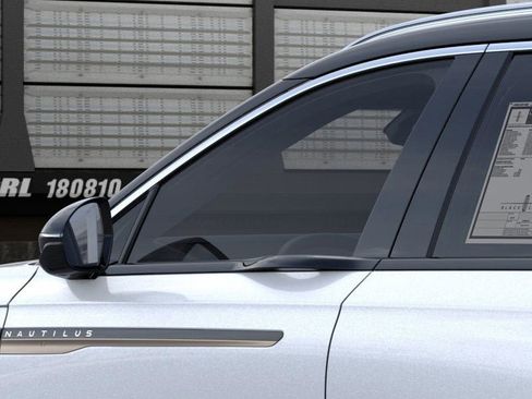 New 2026 Lincoln Nautilus Black Label image 42