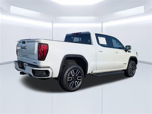 Used 2024 GMC Sierra 1500 AT4 w/ Technology Package image 4