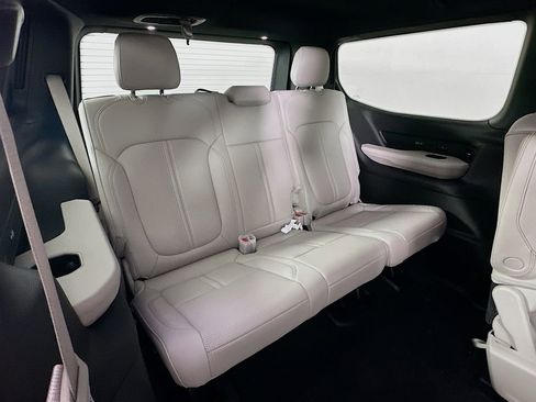 New 2026 Jeep Grand Wagoneer Limited AWD/4WD image 35